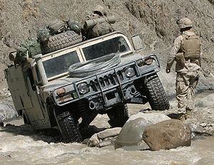 300px-Humvee_in_difficult_terrain